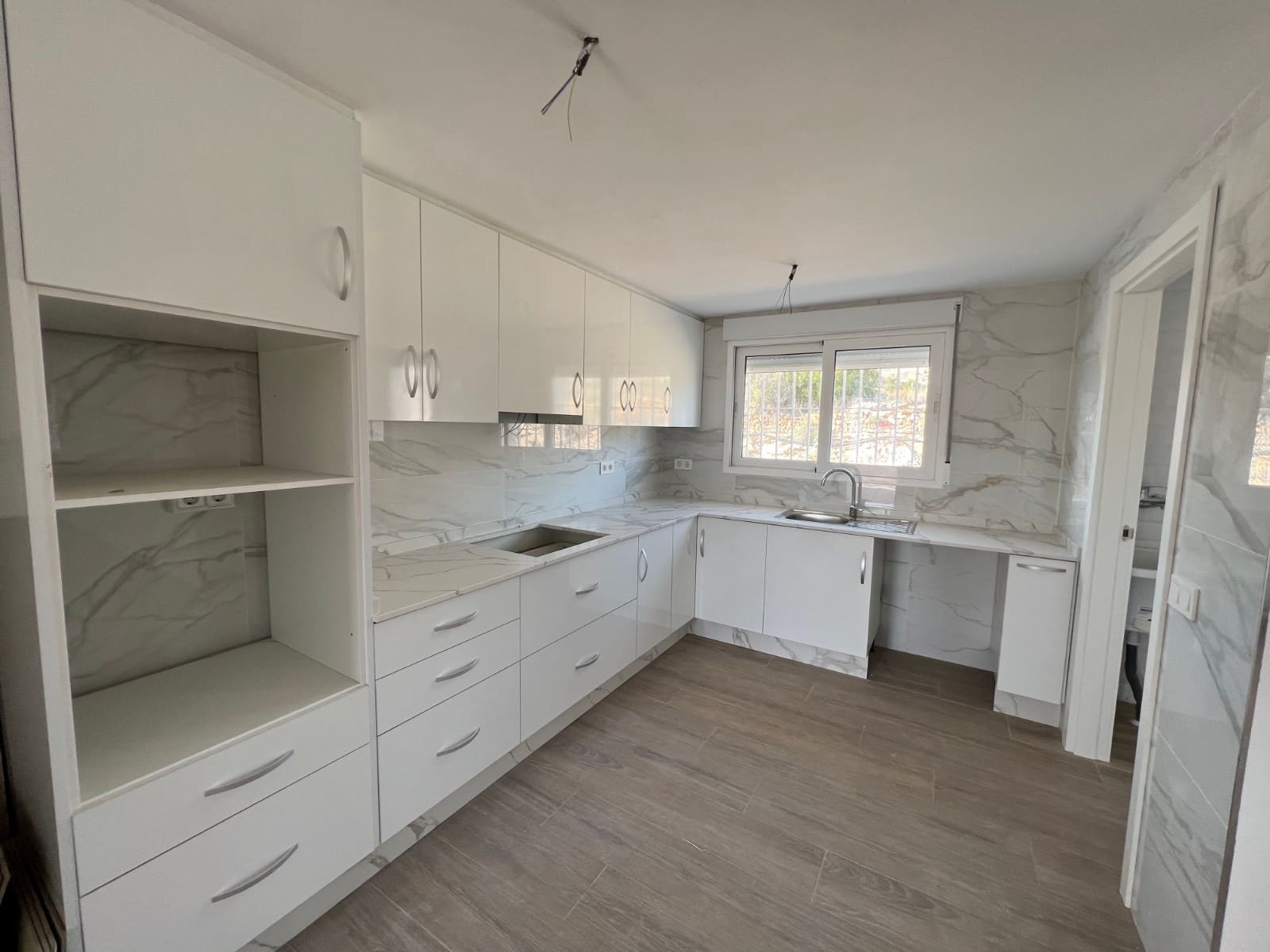 3 slaapkamer Villa te koop in Jumilla met zwembad garage - € 387.000 (Ref: 10066980)