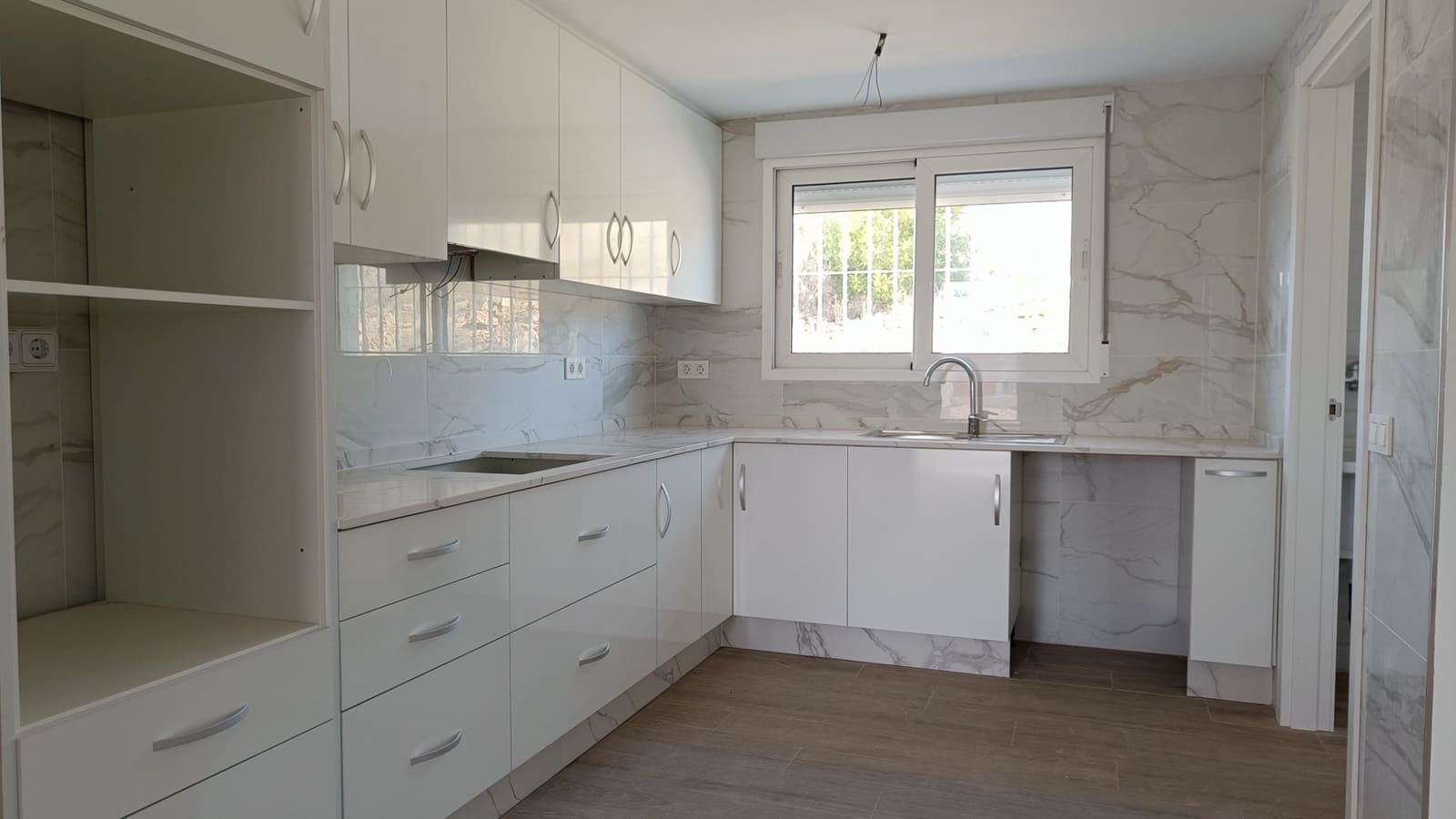 3 slaapkamer Villa te koop in Jumilla met zwembad garage - € 387.000 (Ref: 10066980)