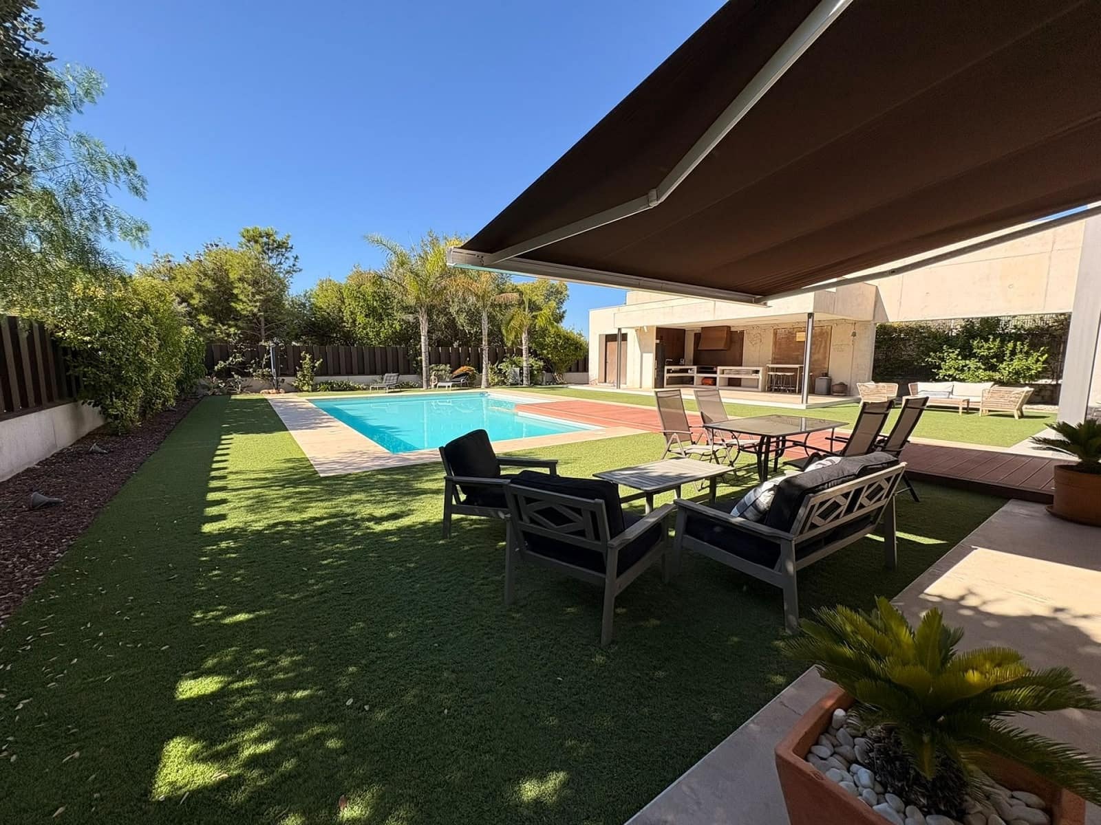 4 sovrum Villa till salu i Petrel / Petrer med pool - 799 995 € (Ref: 10085443)