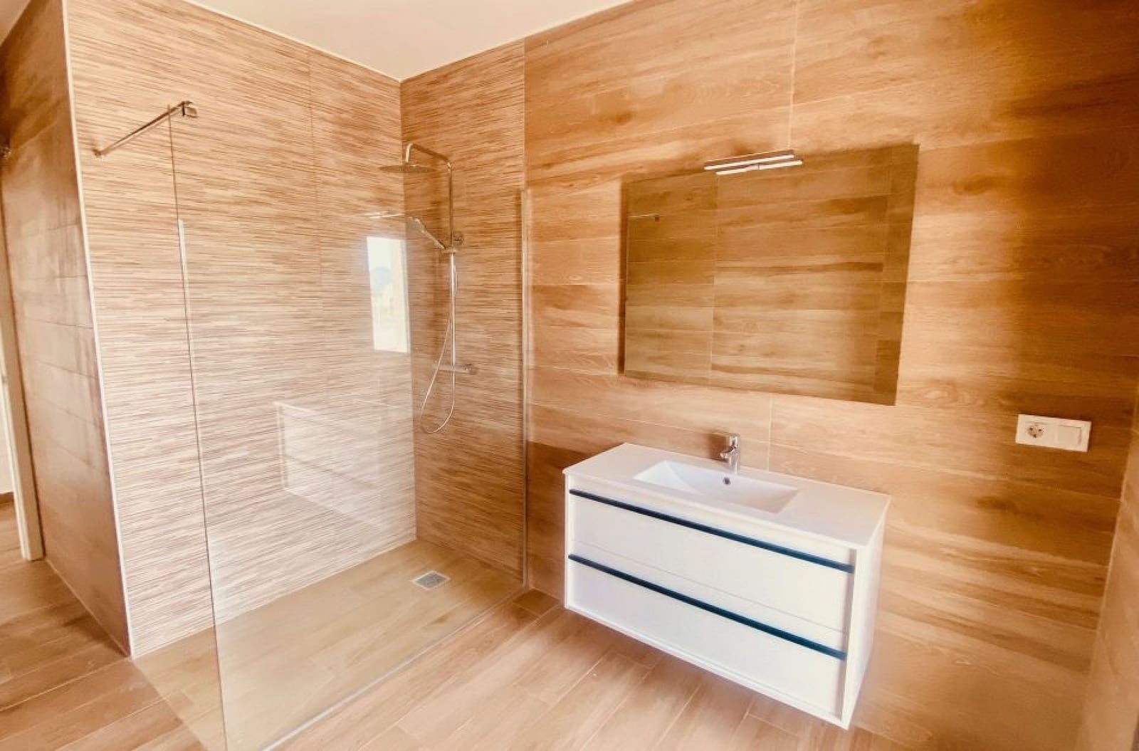 3 camera da letto Villa in vendita in Macisvenda con piscina garage - 384.950 € (Rif: 10085444)