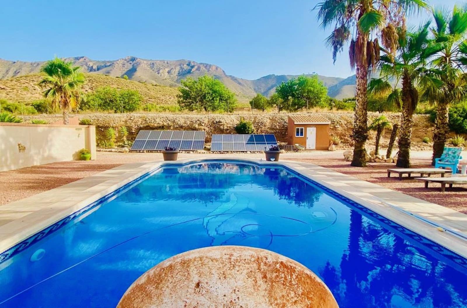 Chalet de 4 habitaciones en La Canalosa en venta con piscina garaje - 545.000 € (Ref: 10085445)