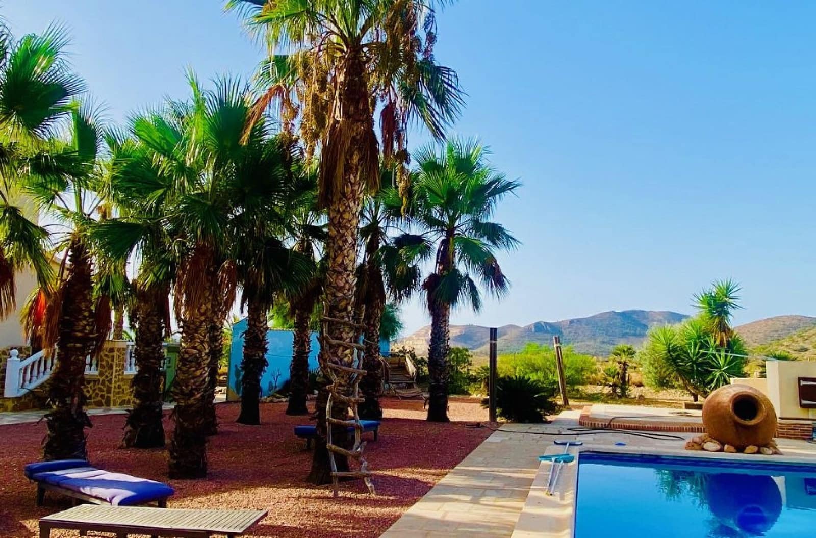 Chalet de 4 habitaciones en La Canalosa en venta con piscina garaje - 545.000 € (Ref: 10085445)