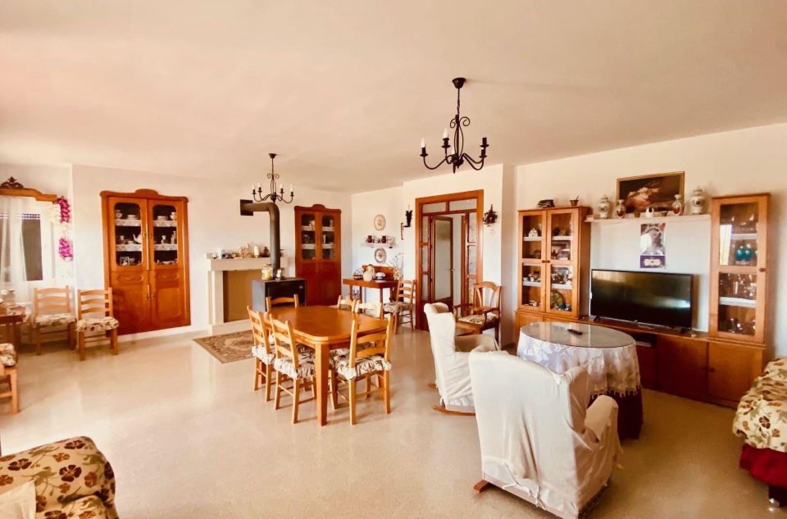 4 makuuhuone Huvila myytävänä paikassa Fortuna - 319 000 € (Ref: 10085446)