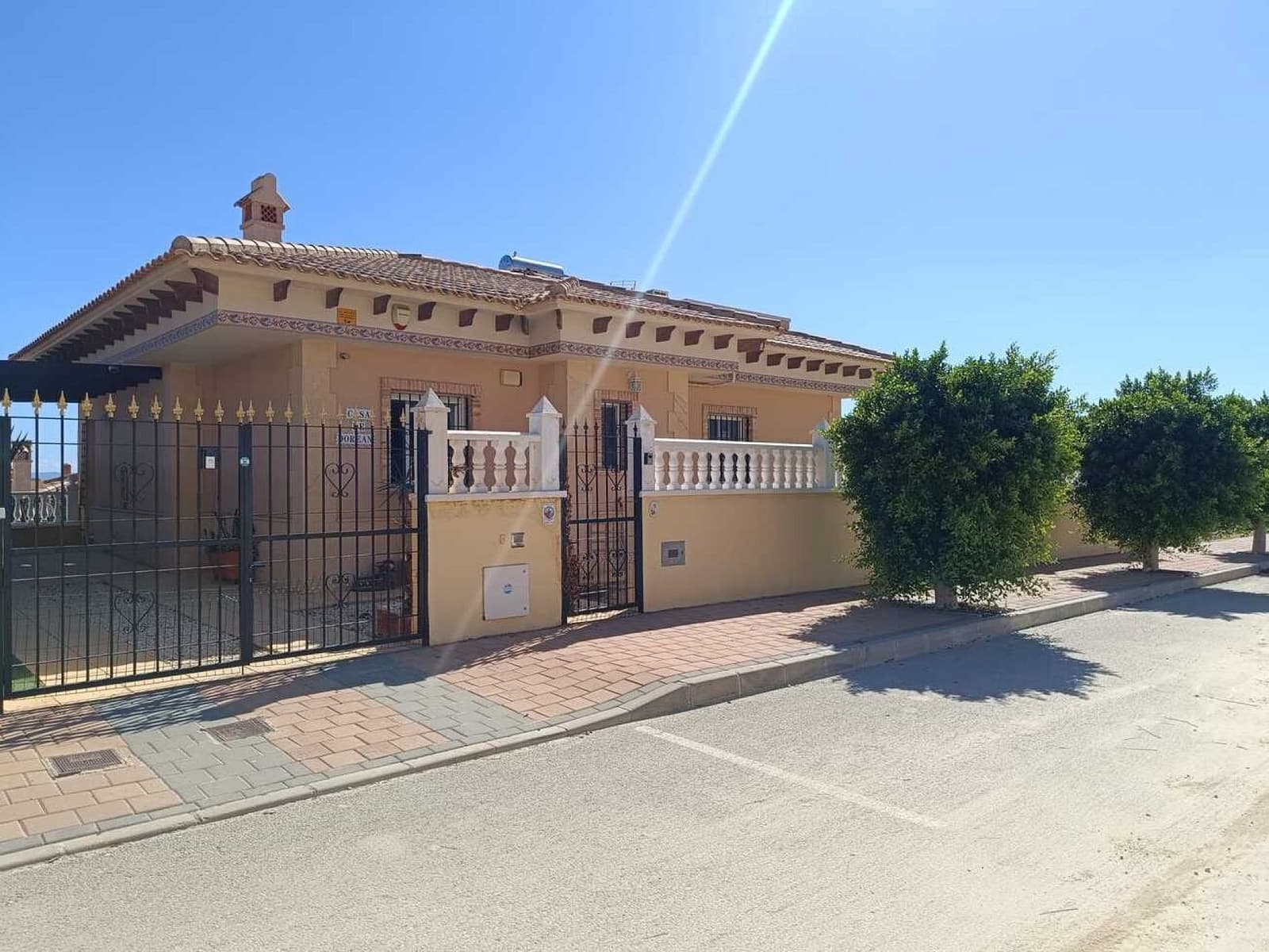 3 sypialnia Willa na sprzedaż w Fortuna z basenem garażem - 264 950 € (Ref: 10088807)