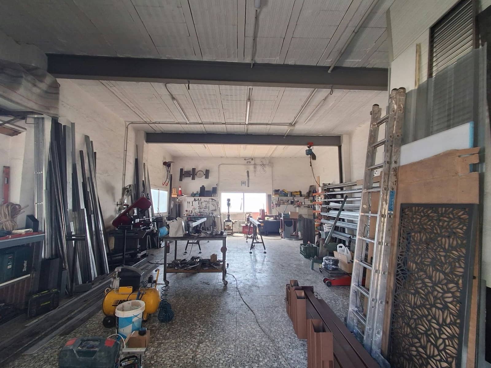7 quarto Moradia para venda em Sax com piscina garagem - 599 000 € (Ref: 10123371)
