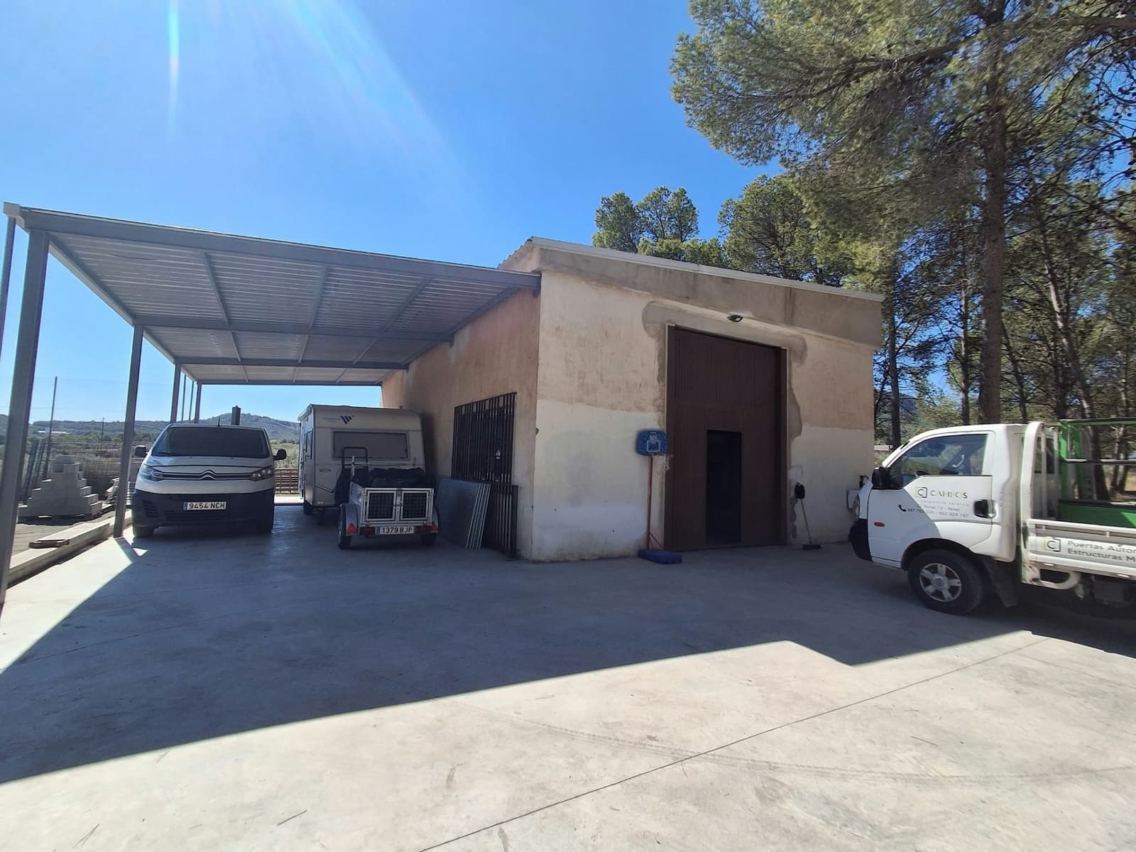7 quarto Moradia para venda em Sax com piscina garagem - 599 000 € (Ref: 10123371)