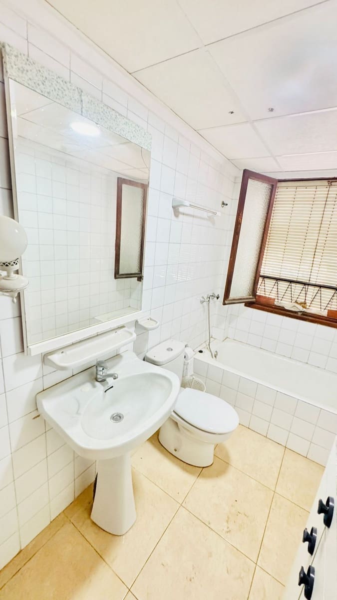 10 camera da letto Casa in vendita in Pinoso con garage - 350.000 € (Rif: 10123372)