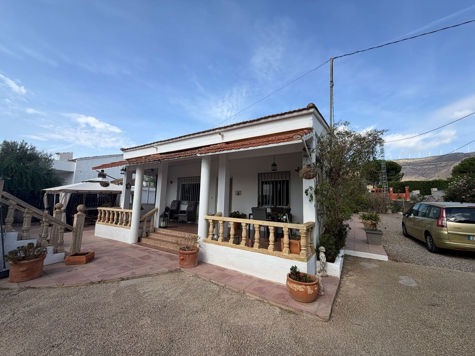 3 chambre Villa/Maison à vendre à Caudete avec piscine garage - 260 000 € (Ref: 10131116)