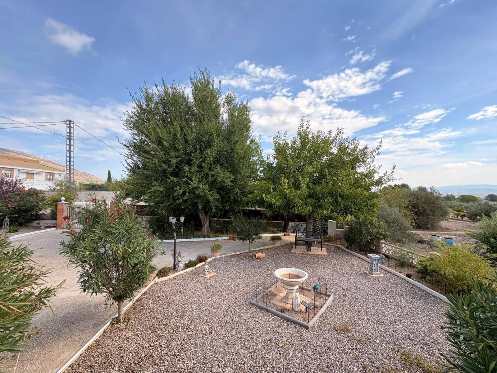 3 chambre Villa/Maison à vendre à Caudete avec piscine garage - 260 000 € (Ref: 10131116)