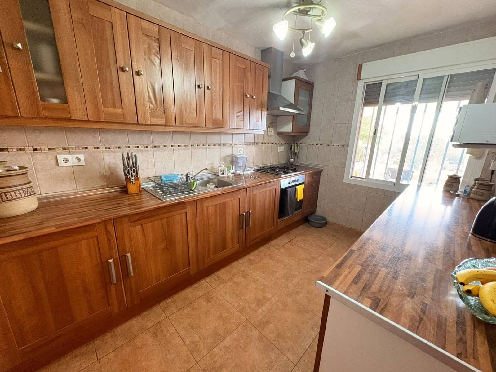 3 chambre Villa/Maison à vendre à Caudete avec piscine garage - 260 000 € (Ref: 10131116)