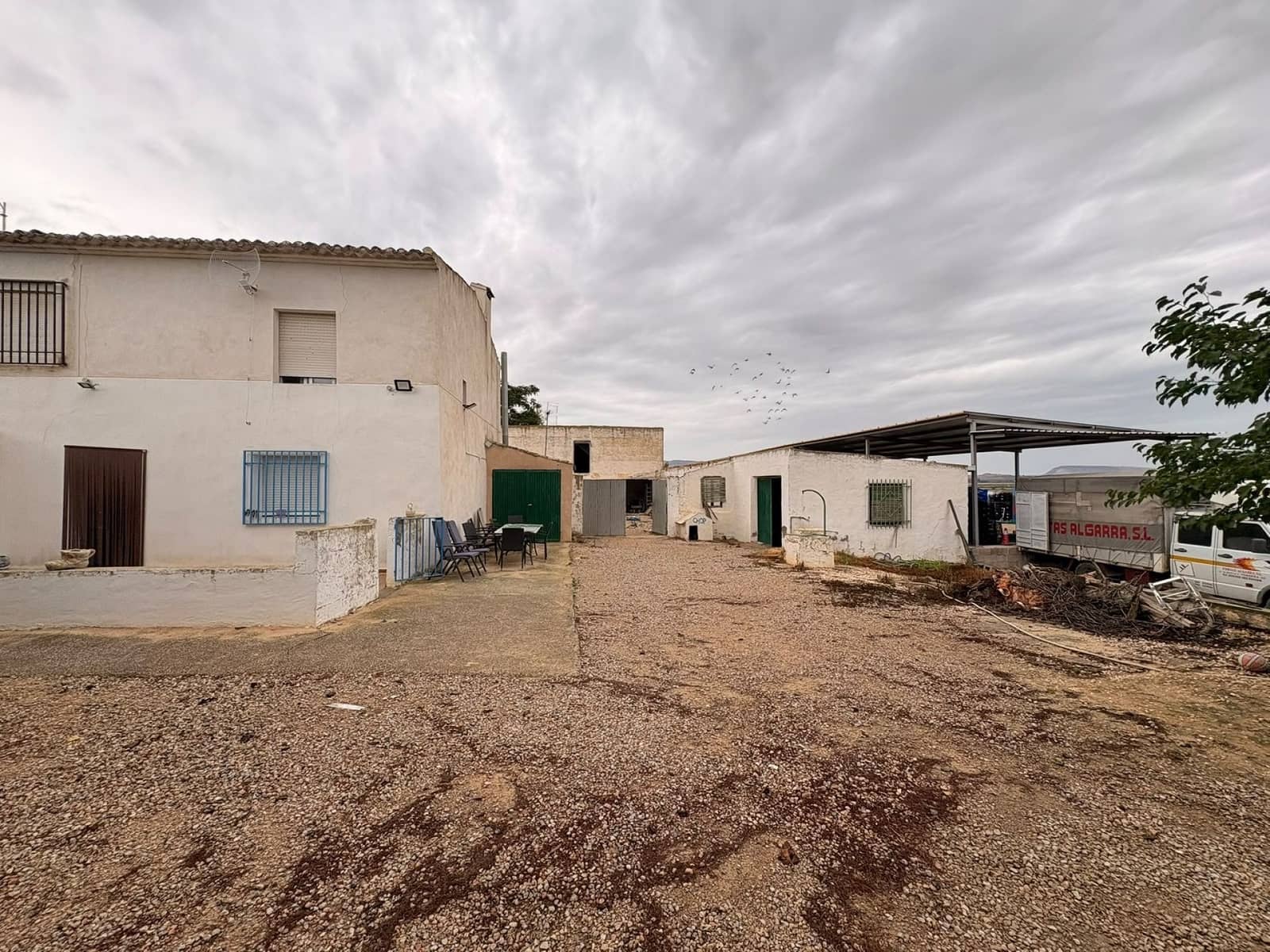 5 bedroom Finca/Country House for sale in Villena - € 249,995 (Ref: 10157178)