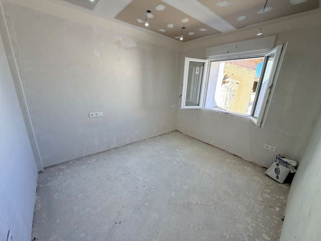 4 Zimmer Haus zu verkaufen in Caudete - 129.000 € (Ref: 10168112)