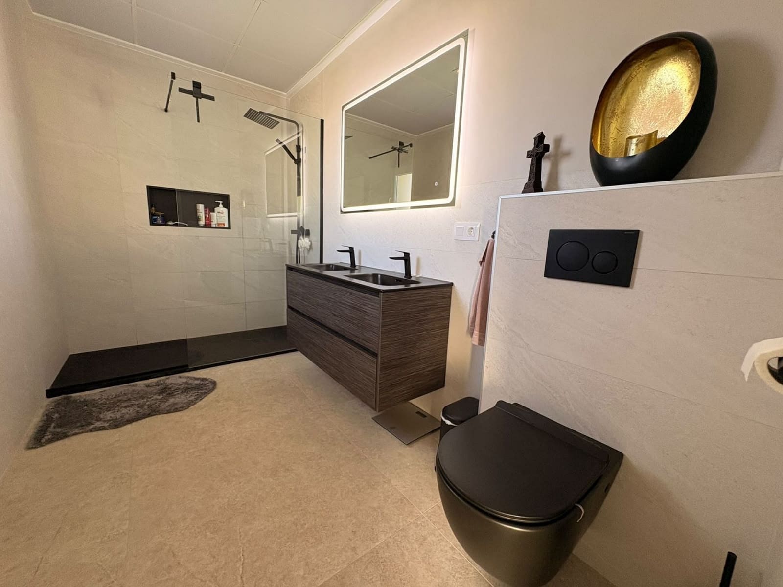 Chalet de 2 habitaciones en Pinoso en venta con piscina - 389.995 € (Ref: 10172252)