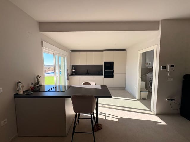 Chalet de 2 habitaciones en Pinoso en venta con piscina - 389.995 € (Ref: 10172252)