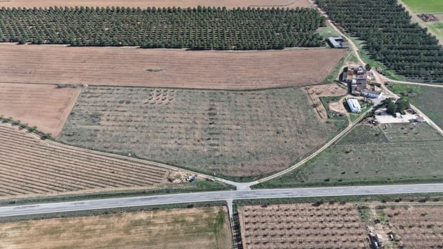 Terreno Non Edificato in vendita in Yecla - 40.000 € (Rif: 10177613)