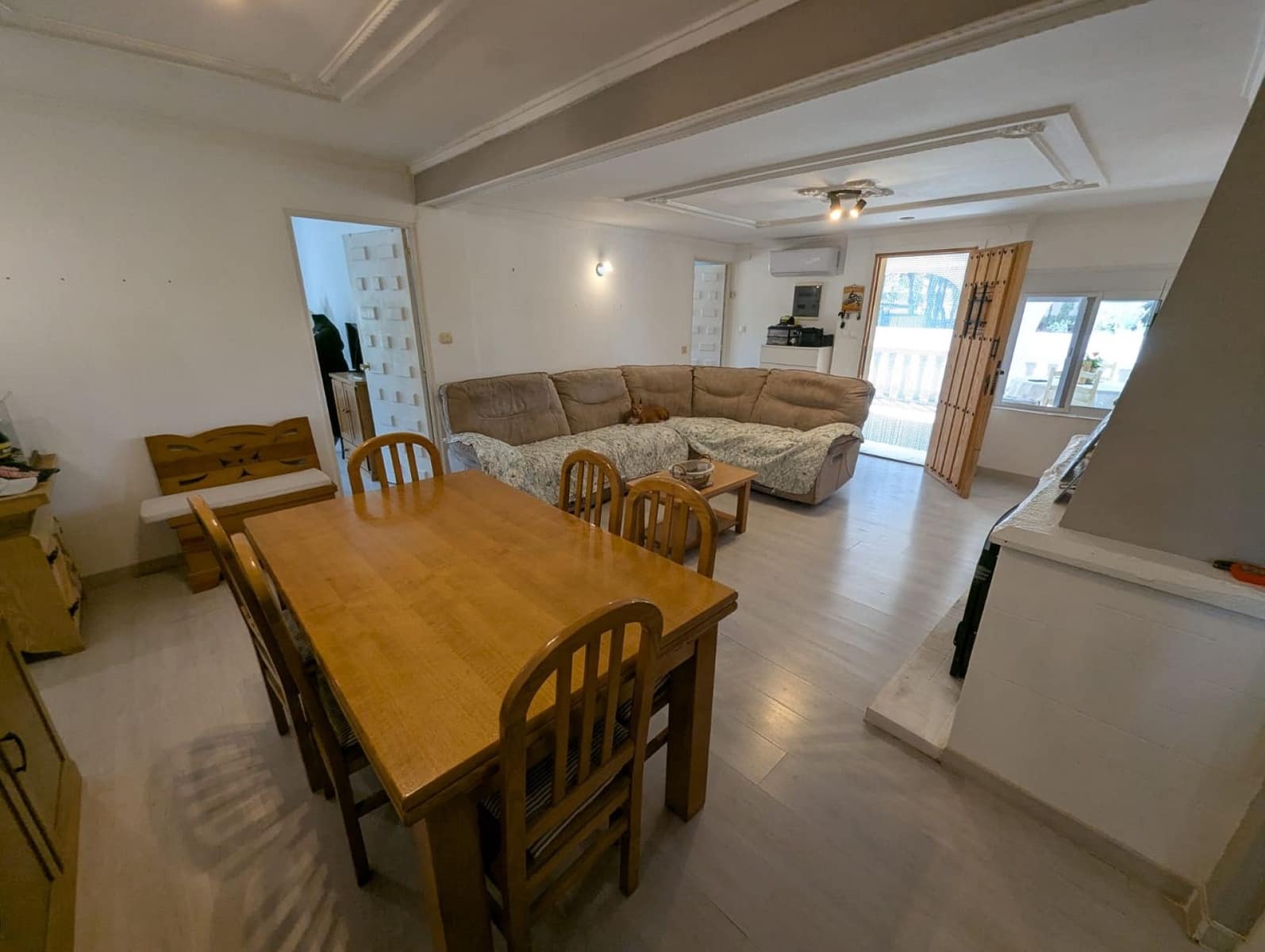 3 slaapkamer Finca/Landhuis te koop in Sax met zwembad - € 209.000 (Ref: 10177616)