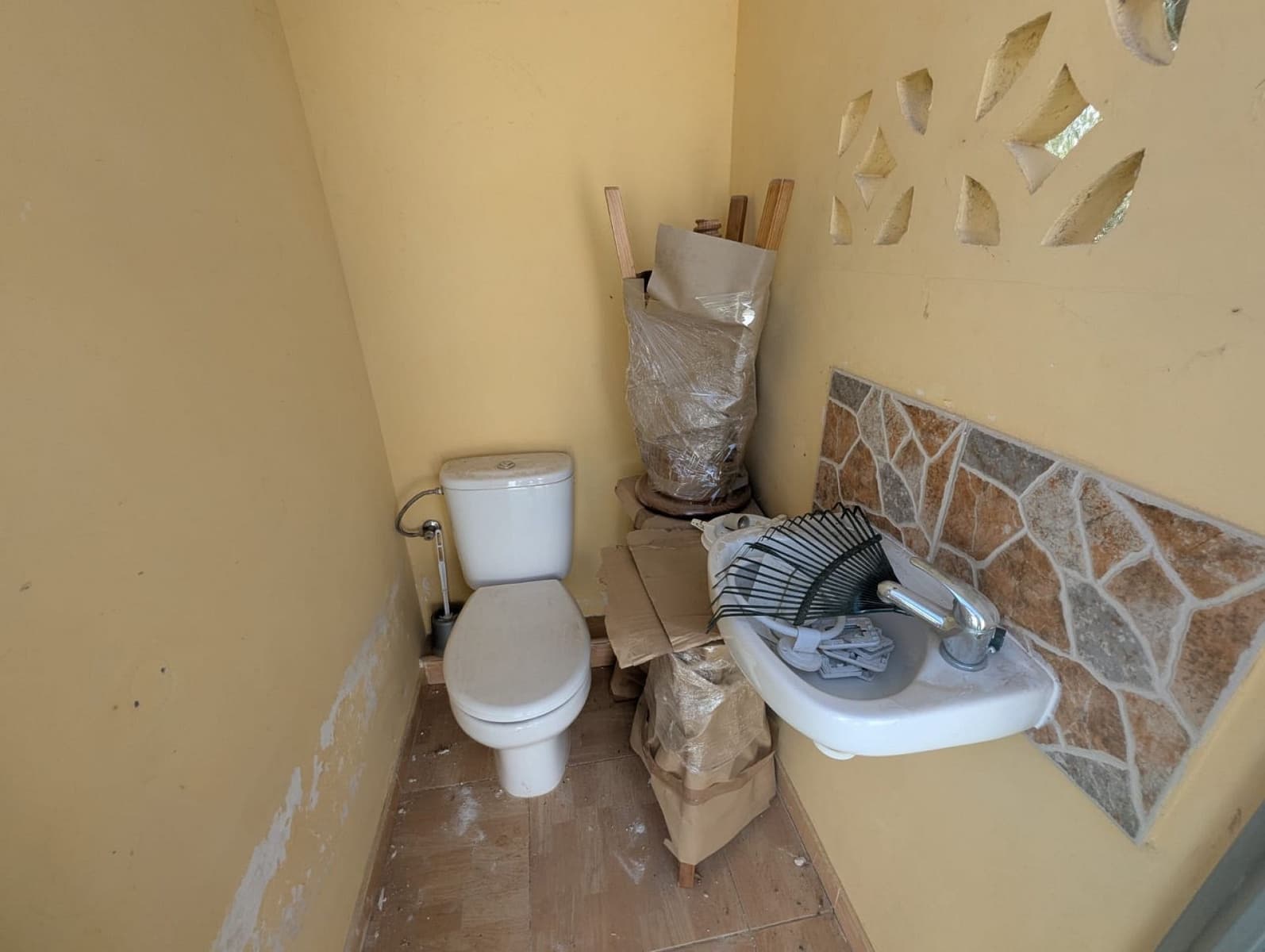 3 slaapkamer Finca/Landhuis te koop in Sax met zwembad - € 209.000 (Ref: 10177616)