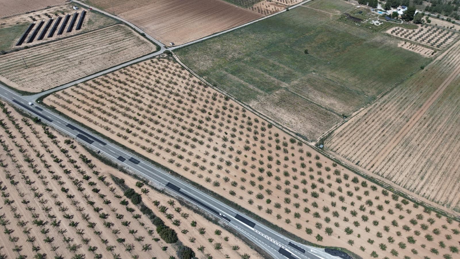 Terre non Aménagée à vendre à Yecla - 48 000 € (Ref: 10177617)