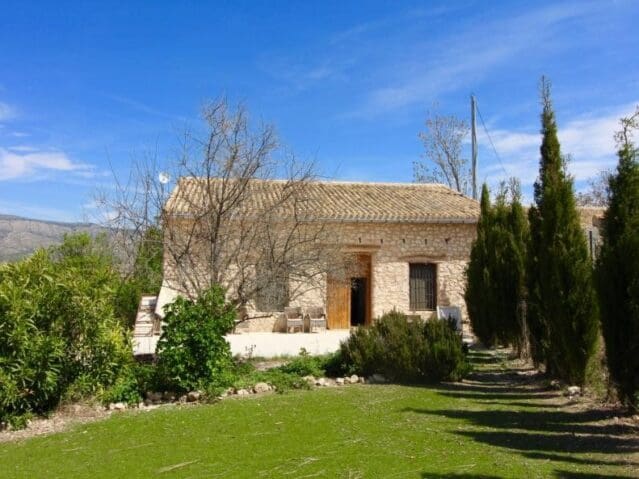 5 sypialnia Apartament na sprzedaż w Torre del Rico, Jumilla z basenem garażem - 274 950 € (Ref: 10177627)