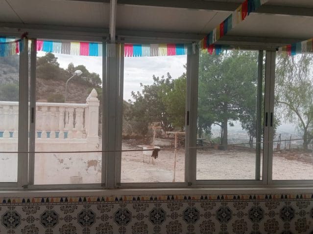 4 soveværelse Villa til salg i Crevillente / Crevillent med swimmingpool garage - € 220.000 (Ref: 10179802)