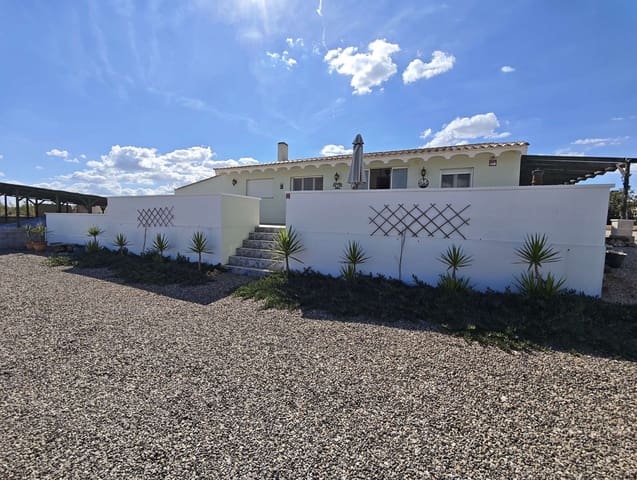 4 soverom Finca/Herregård til salgs i Caudete med svømmebasseng garasje - € 375 000 (Ref: 10182443)