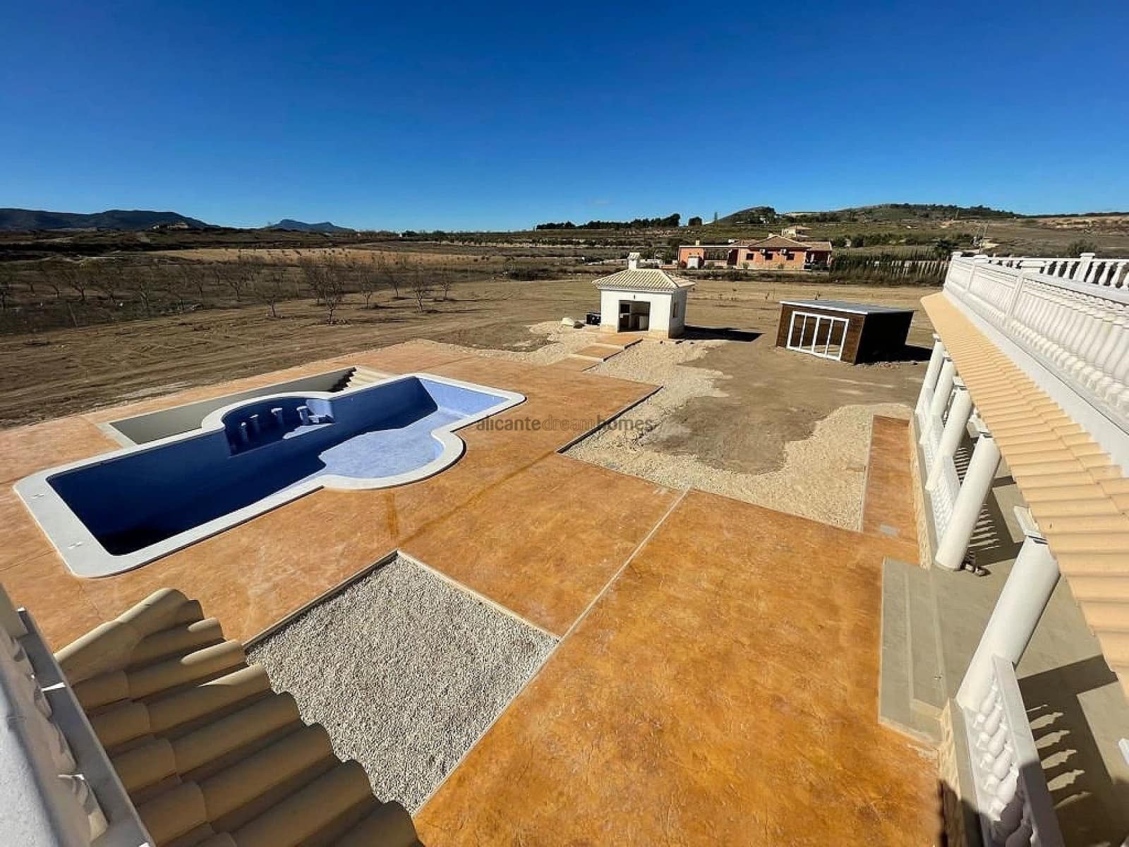 6 slaapkamer Villa te koop in Pinoso met garage - € 611.000 (Ref: 1984314)