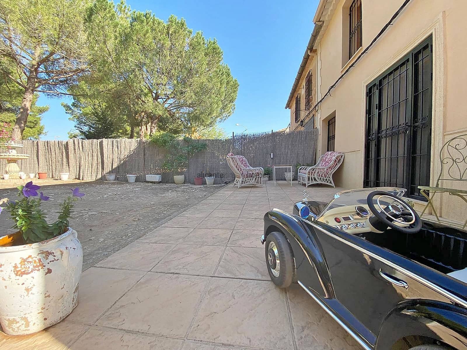 4 soveværelse Finca/Landehus til salg i Culebron - € 349.995 (Ref: 2007236)