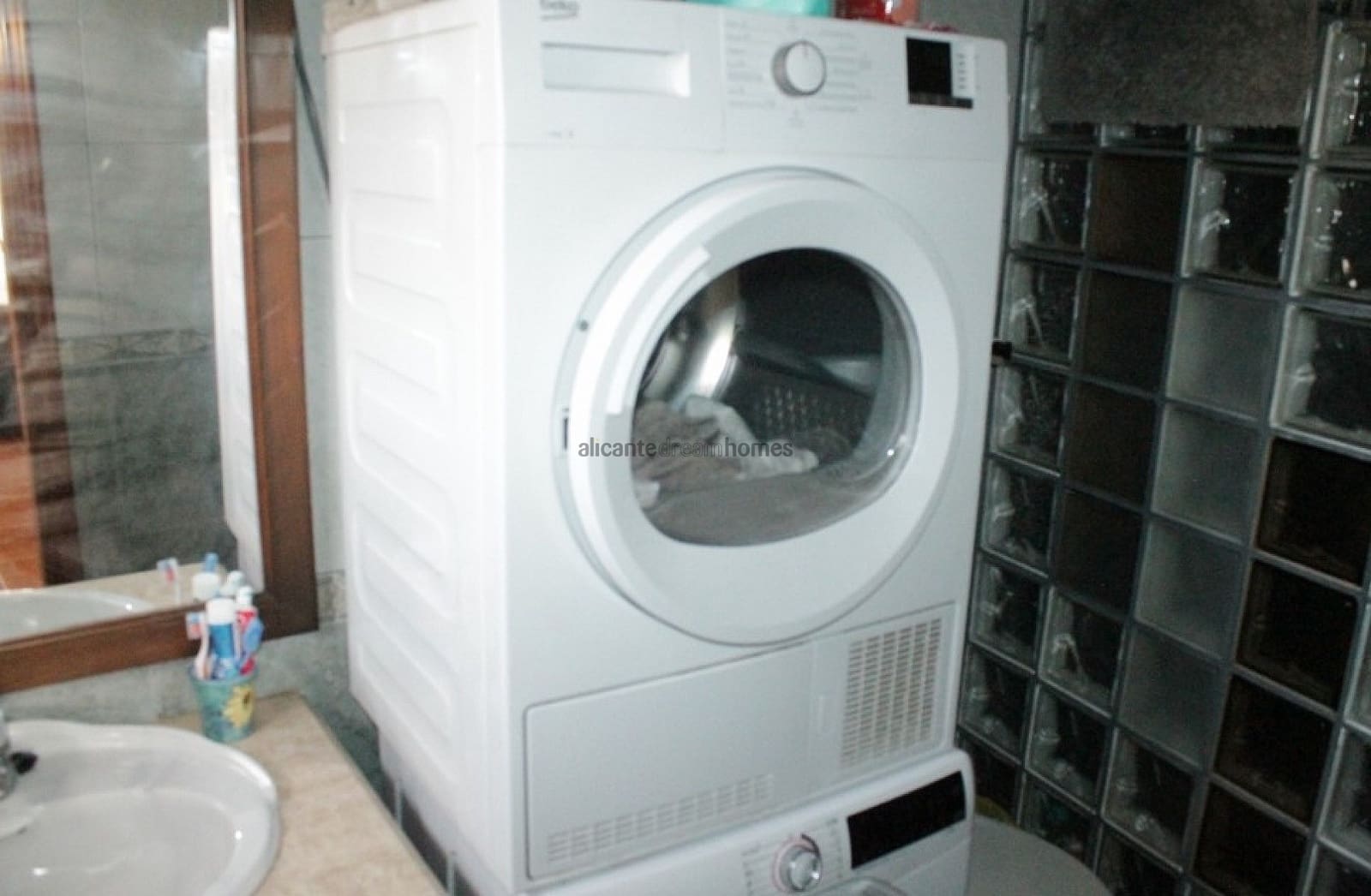 3 chambre Maison de Ville à vendre à Pinoso avec garage - 157 995 € (Ref: 2021259)