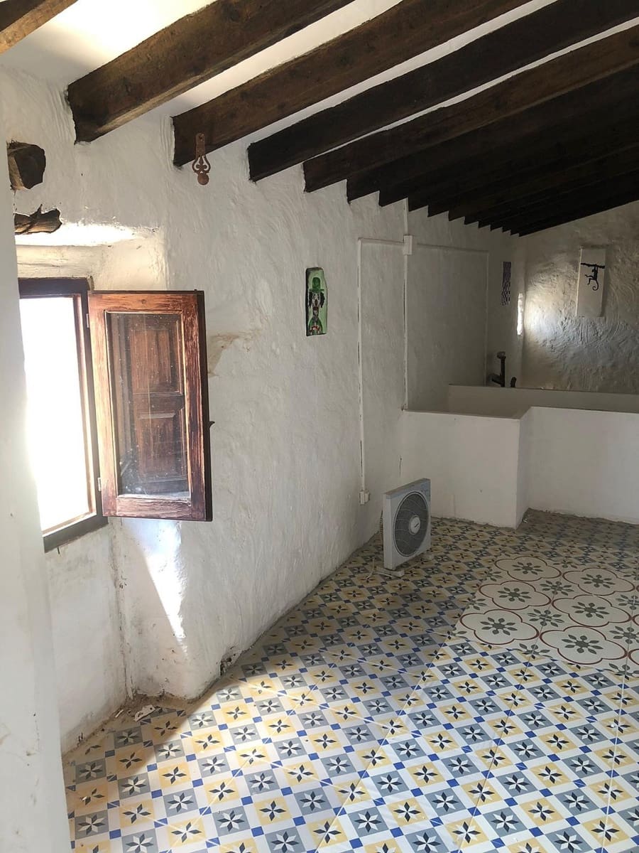 3 bedroom Townhouse for sale in Pinoso € 74,999 (Ref 2021261)