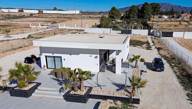 4 soverom Villa til salgs i Pinoso med svømmebasseng - € 449 950 (Ref: 2502375)