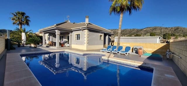 4 makuuhuone Huvila myytävänä paikassa La Romana - 375 000 € (Ref: 2502379)