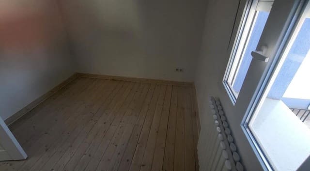 7 sovrum Finca/Hus på landet till salu i Raspay, Yecla - 249 999 € (Ref: 2502386)