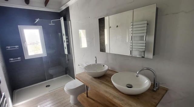 7 sovrum Finca/Hus på landet till salu i Raspay, Yecla - 249 999 € (Ref: 2502386)