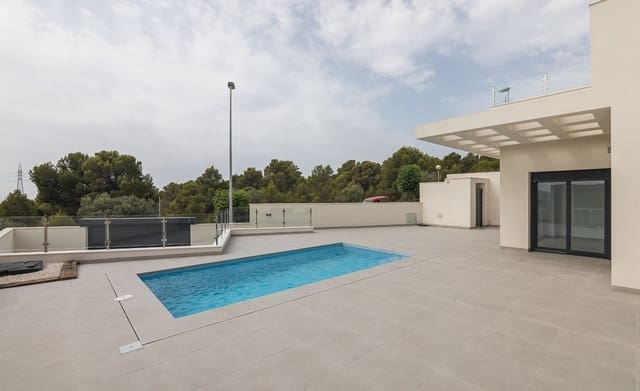 3 bedroom Villa for sale in Polop with pool garage - € 535,700 (Ref: 2655473)