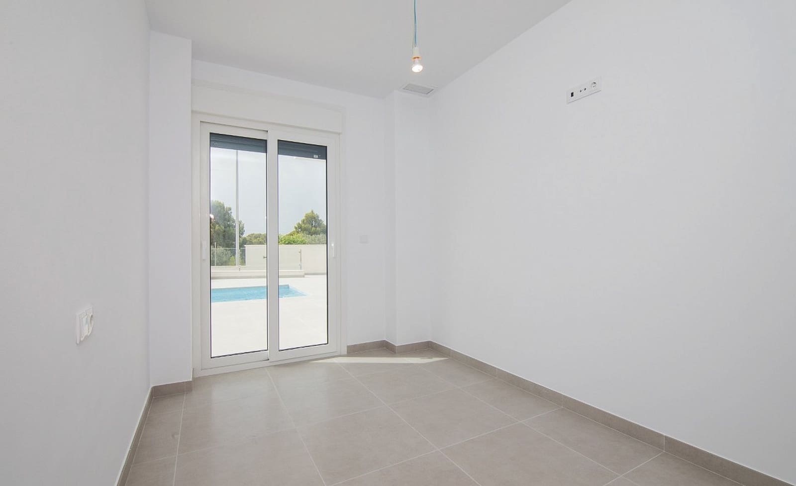 3 bedroom Villa for sale in Polop with pool garage - € 535,700 (Ref: 2655473)