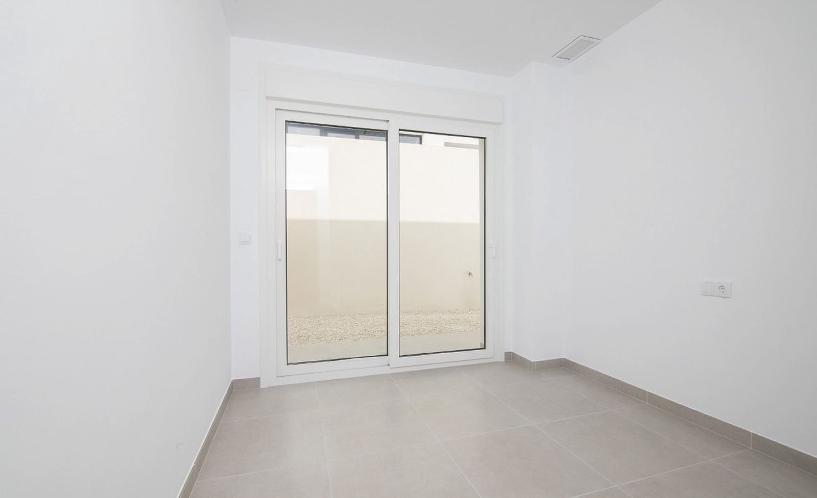 3 bedroom Villa for sale in Polop with pool garage - € 535,700 (Ref: 2655473)