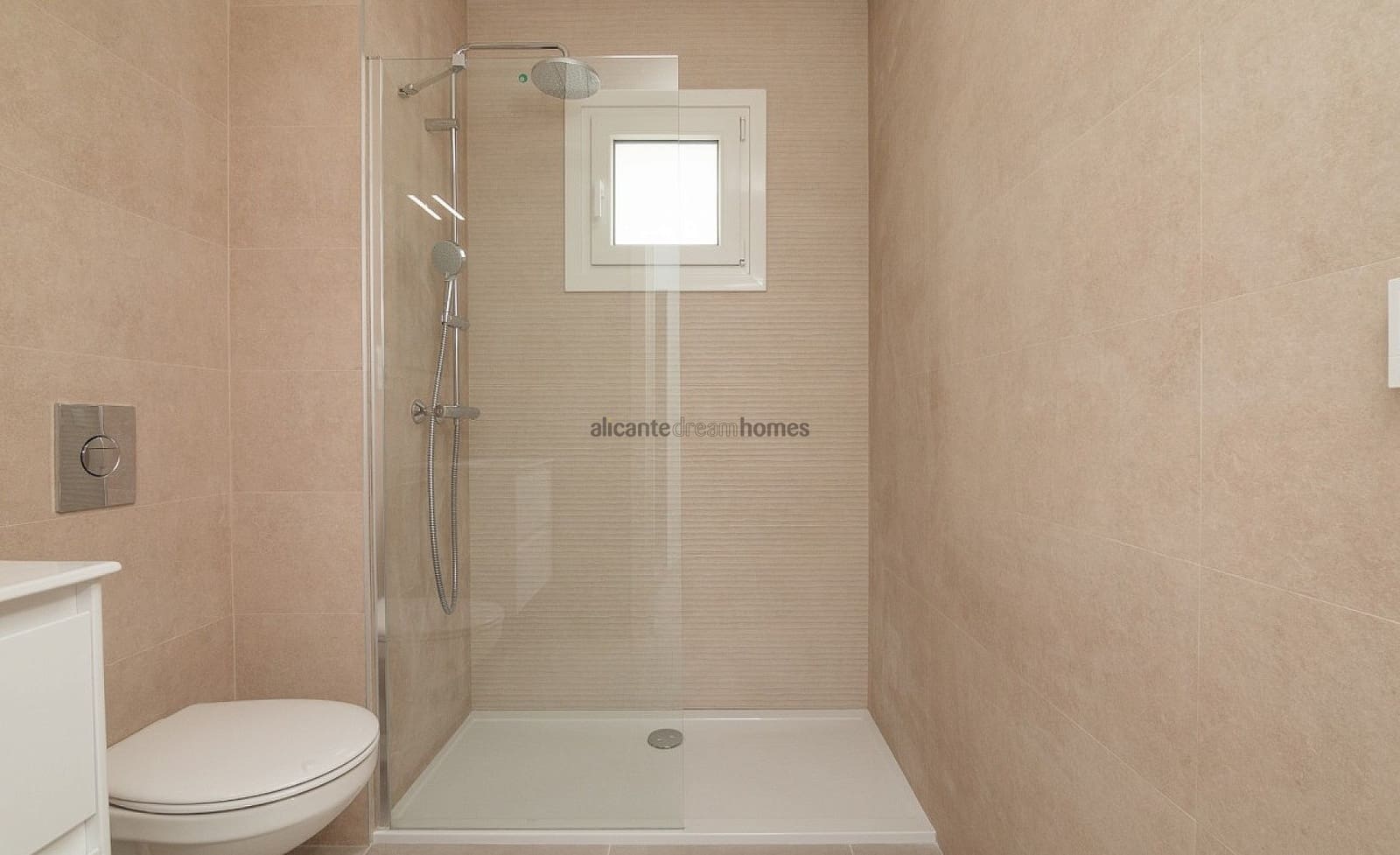 Chalet de 3 habitaciones en Polop en venta con piscina garaje - 535.700 € (Ref: 2655473)