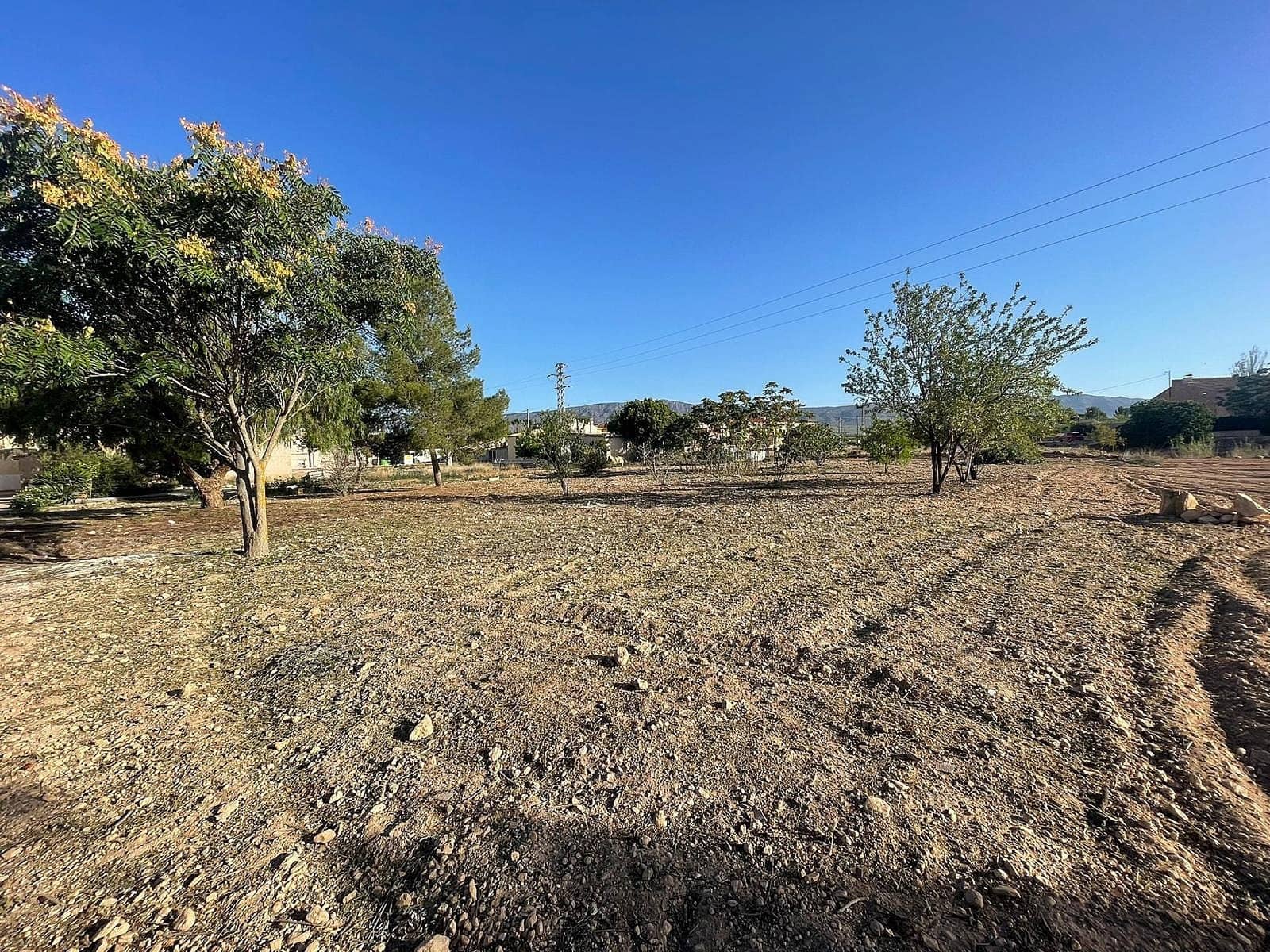 Grunde uden byggetilladelser til salg i Ubeda - € 40.000 (Ref: 3687749)