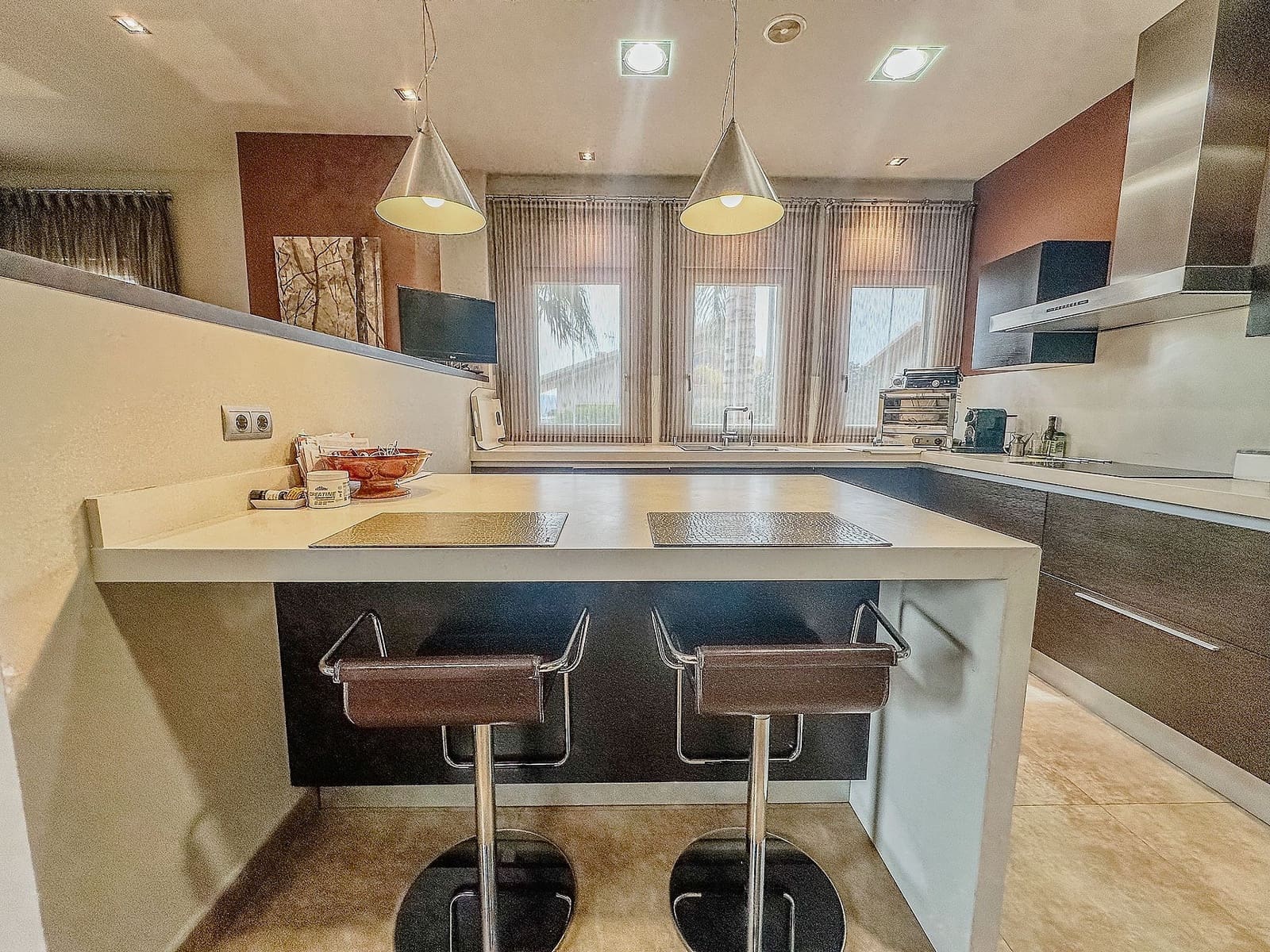 5 soveværelse Villa til salg i Elda med swimmingpool garage - € 1.550.000 (Ref: 3803297)