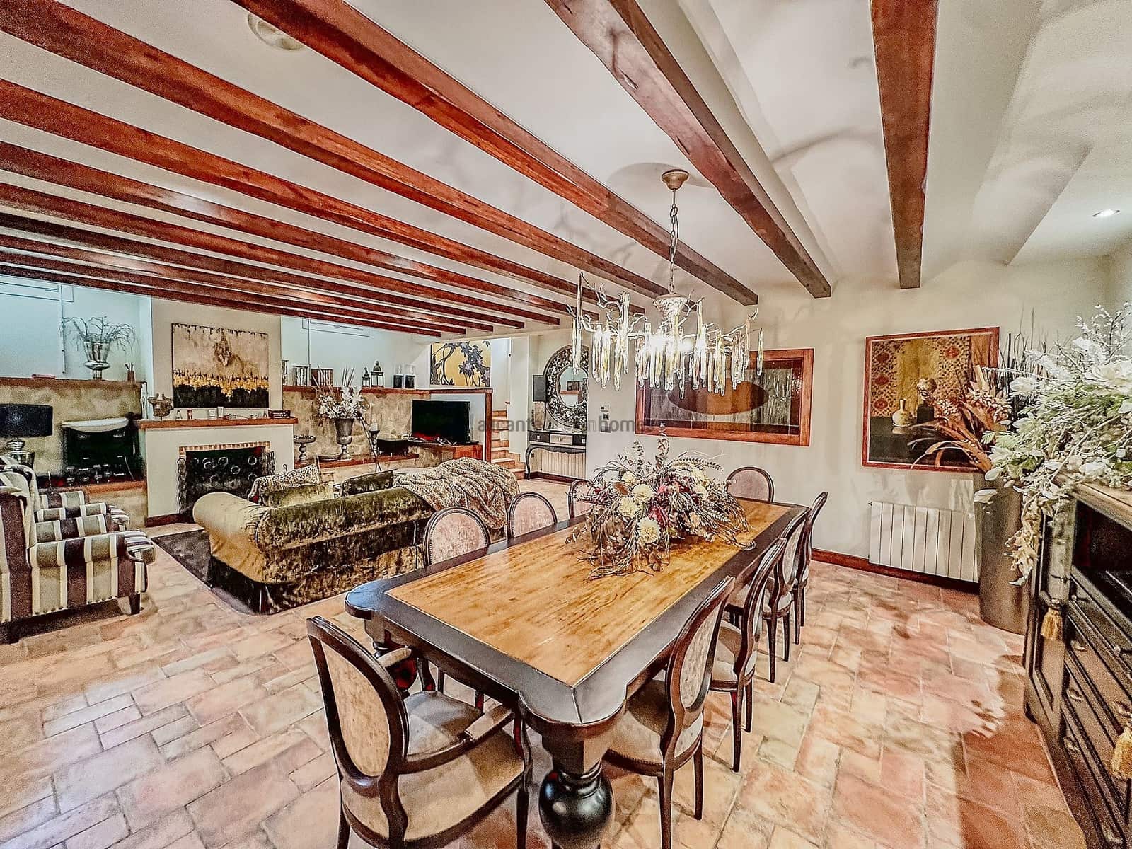 5 Zimmer Villa zu verkaufen in Elda mit Pool Garage - 1.550.000 € (Ref: 3803297)