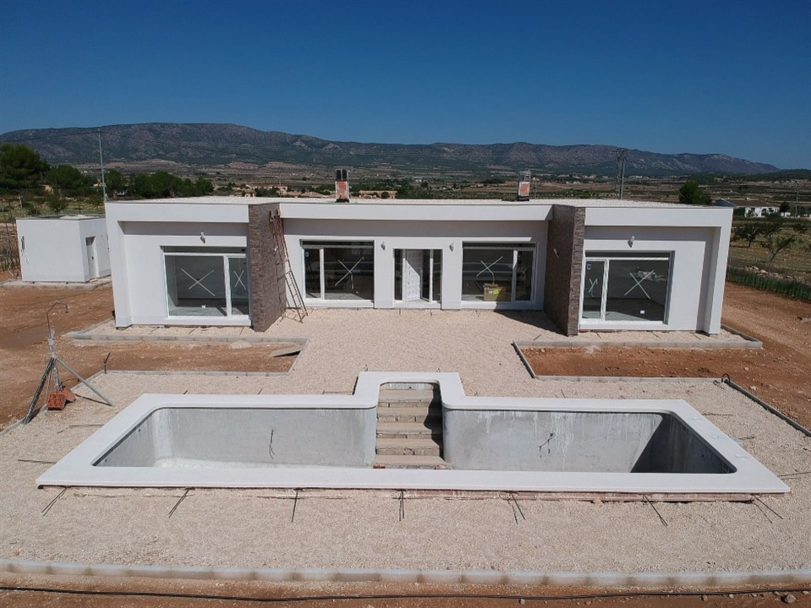 3 soveværelse Villa til salg i Pinoso med garage - € 398.000 (Ref: 3938982)