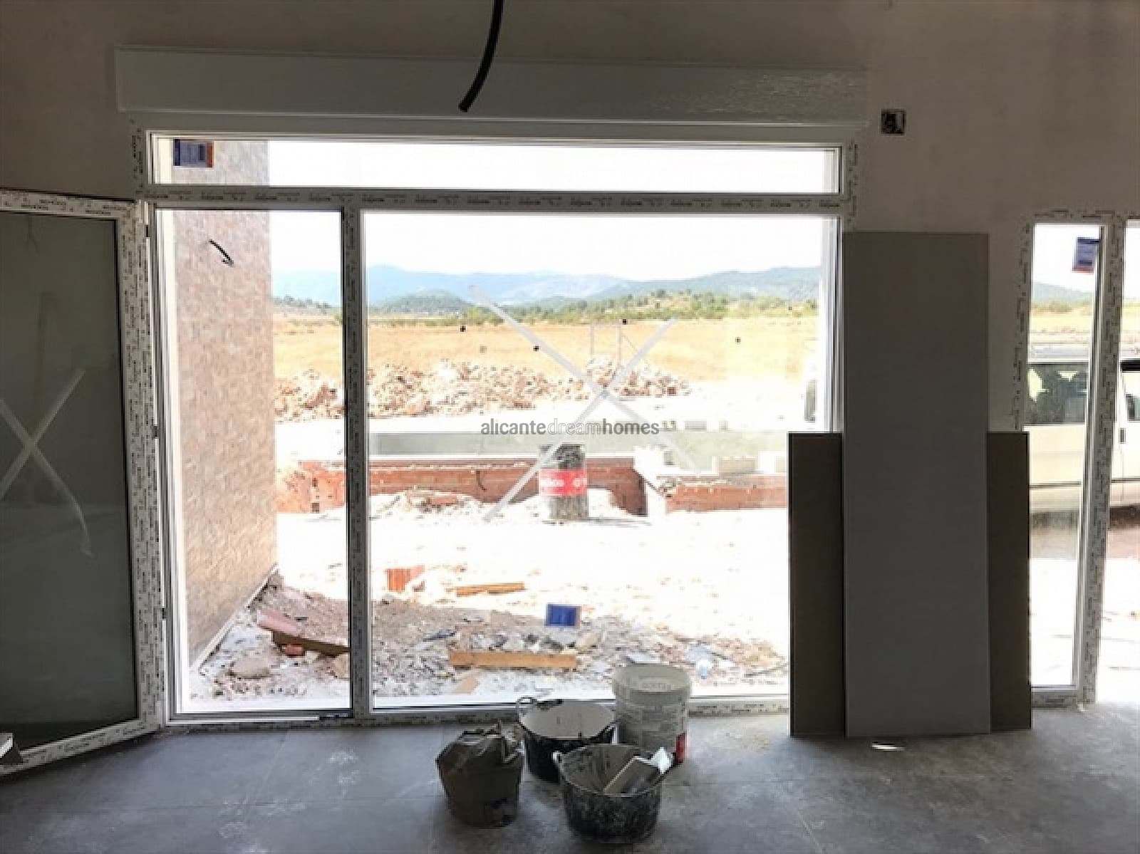 3 soveværelse Villa til salg i Pinoso med garage - € 398.000 (Ref: 3938982)