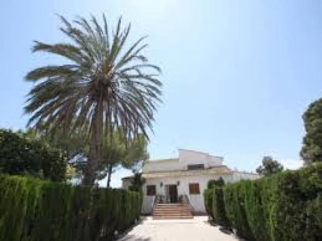 5 bedroom Villa for sale in Agost with pool garage - € 599,995 (Ref: 3990515)