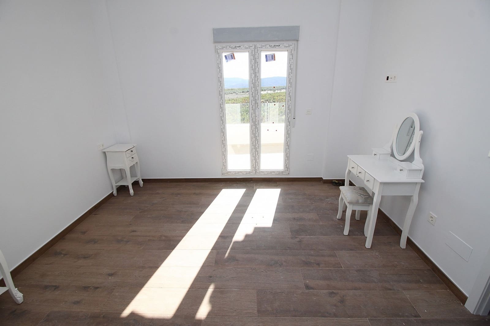 4 Zimmer Villa zu verkaufen in Pinoso mit Pool - 337.000 € (Ref: 4852327)