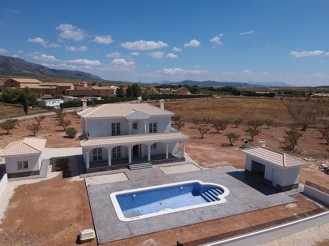 4 bedroom Villa for sale in Pinoso with pool garage - € 375,000 (Ref: 4871643)