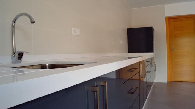 4 makuuhuone Huvila myytävänä paikassa Hondón de las Nieves - 319 240 € (Ref: 5018222)