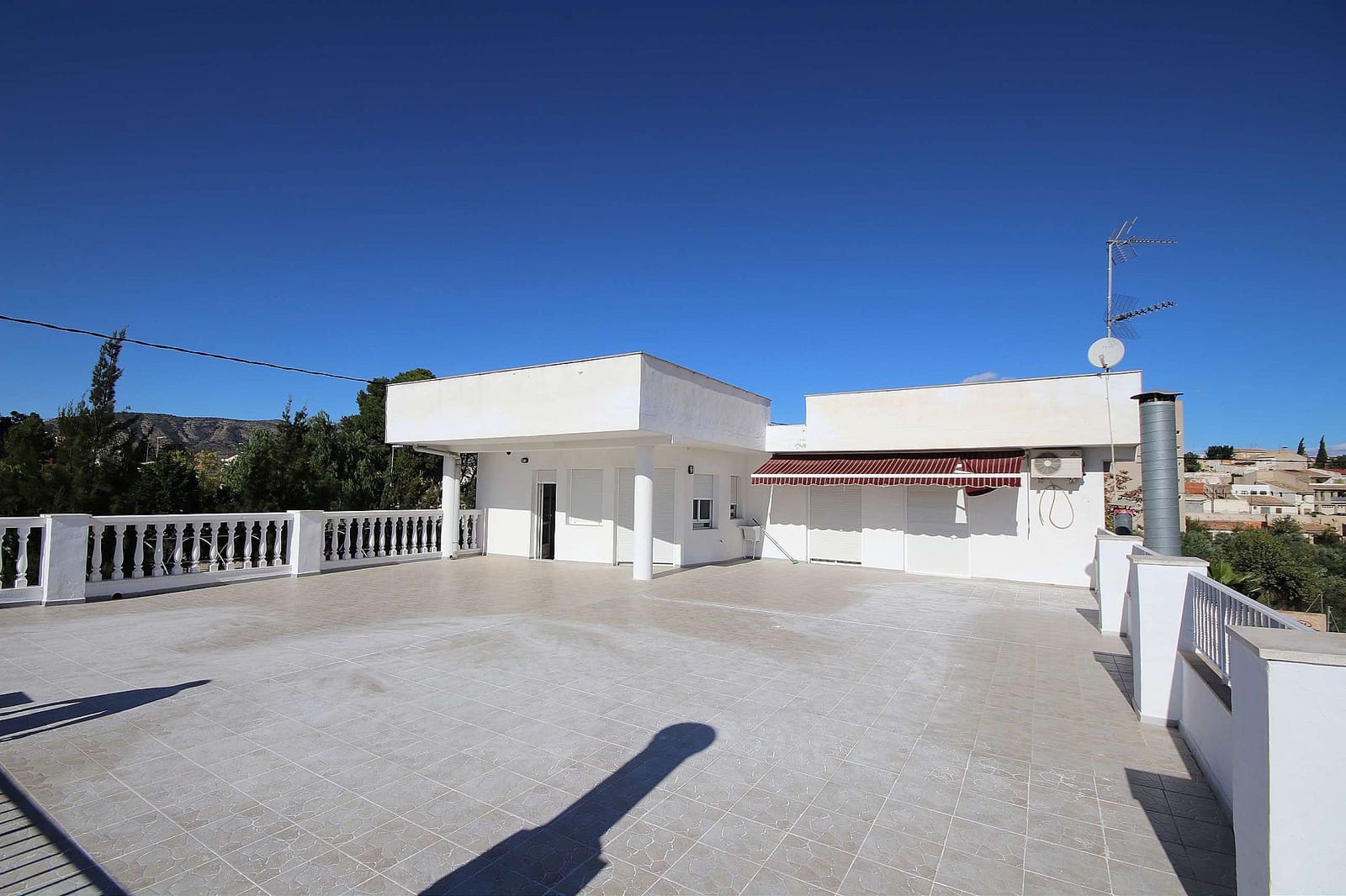 Local Comercial de 4 habitaciones en Monóvar / Monóver en venta con garaje - 449.995 € (Ref: 5018246)