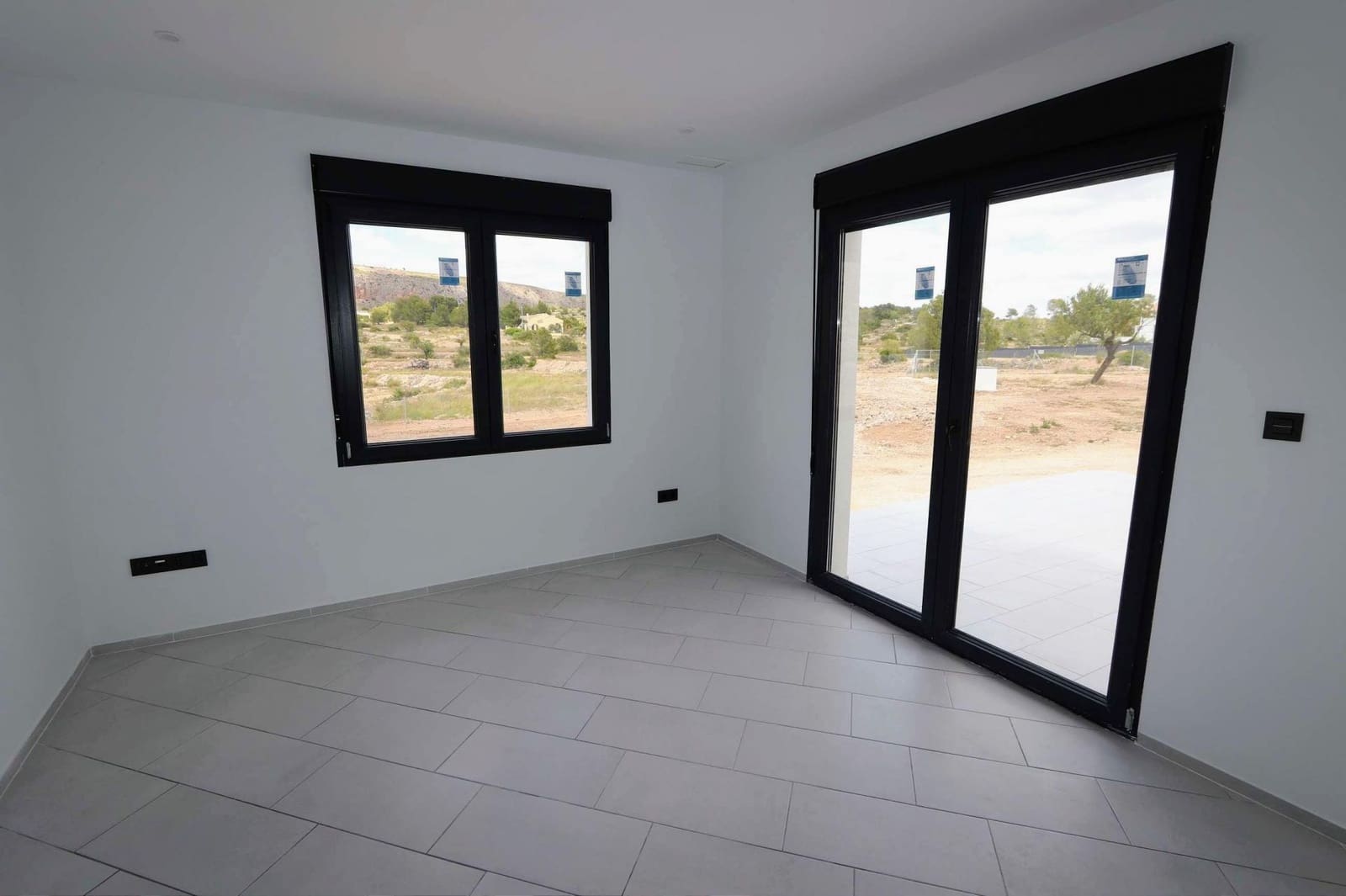 4 bedroom Villa for sale in Aspe - € 310,924 (Ref: 5018432)