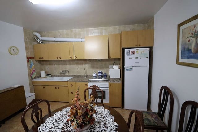 4 soverom Hus til salgs i Yecla - € 99 500 (Ref: 5079230)