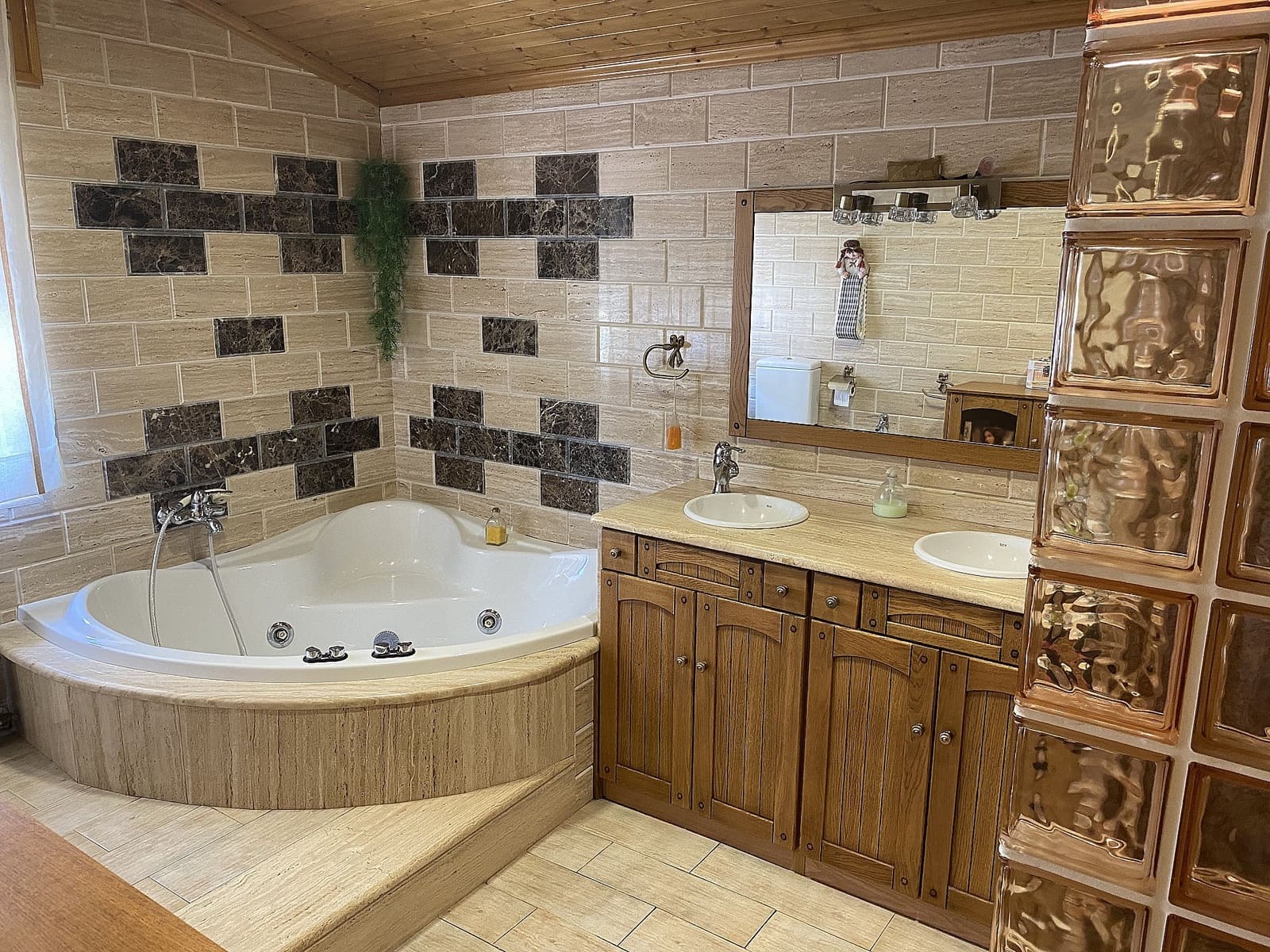 6 slaapkamer Commercieel te koop in Monovar / Monover met zwembad garage - € 669.995 (Ref: 5485297)